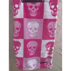 Betsey Johnson Pink Skull Throw Blanket 50x70 Soft Cozy